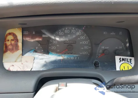 2002 Mercury Grand Marquis Ls из США, поврежденный, VIN 2MEFM75W82X657698